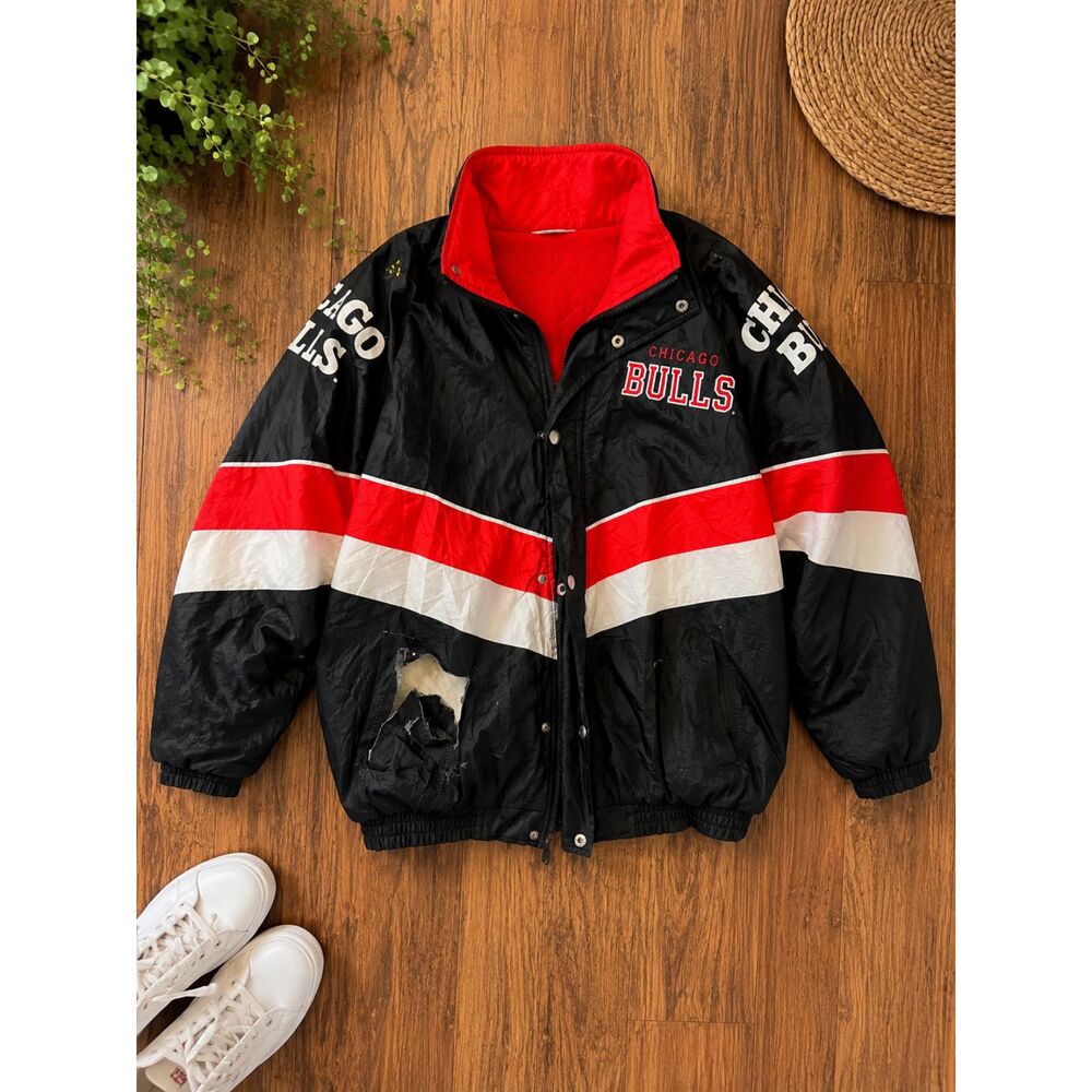 Vintage Chicago Bulls Puffer Jacket XL Black Red NBA 90s Coat Repair Project